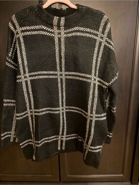 Women's Black Crewneck Windowpane Sweater
